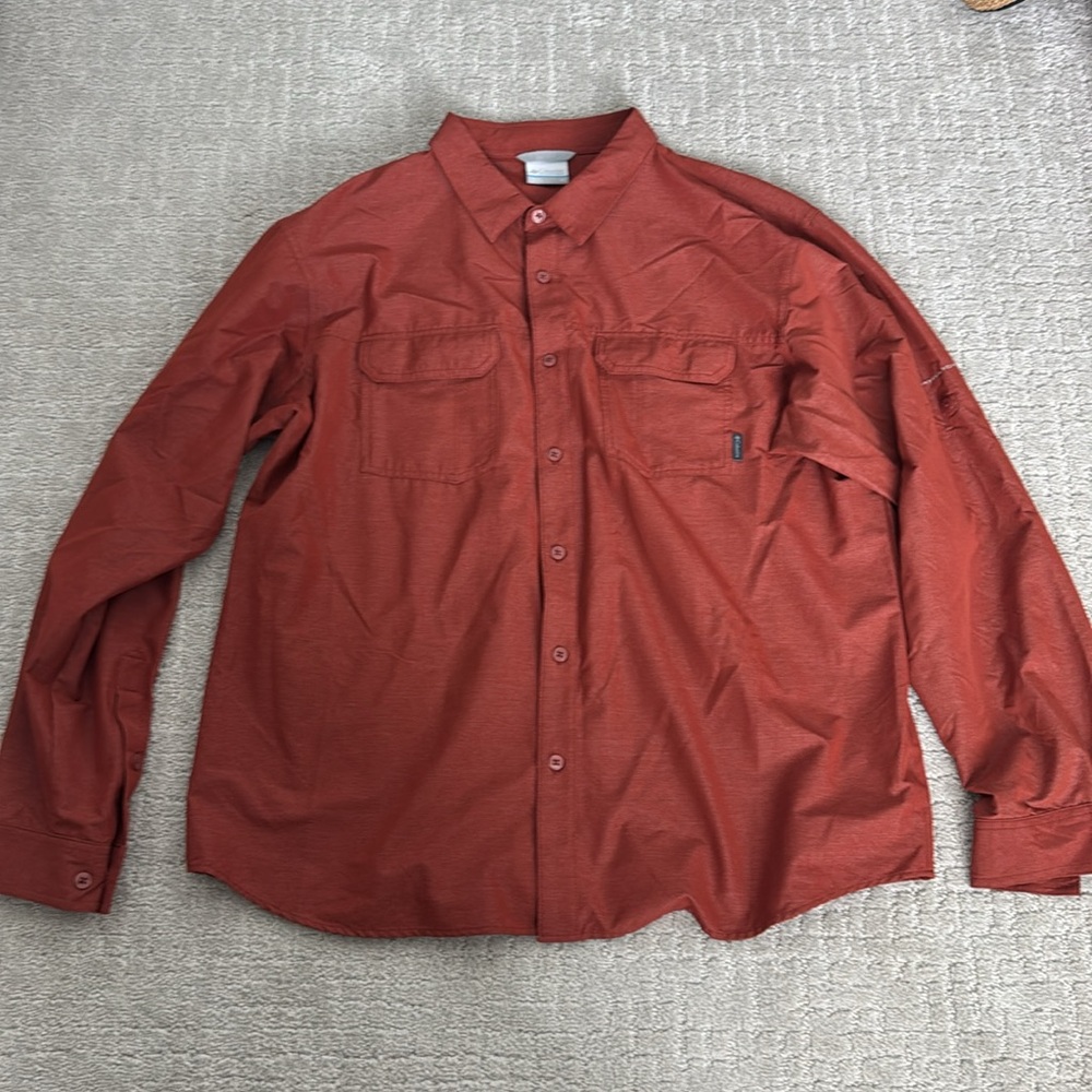 Men’s burnt orange Columbia long sleeve button down long sleeve shirt omni wick